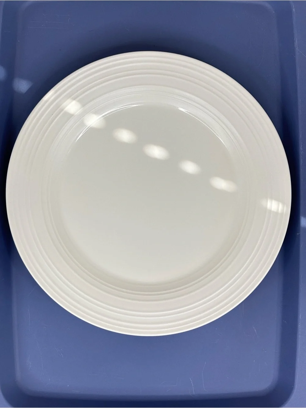 Mikasa Swirl White DJ100 Ribbed Ceramic Round‎ Serving Platter